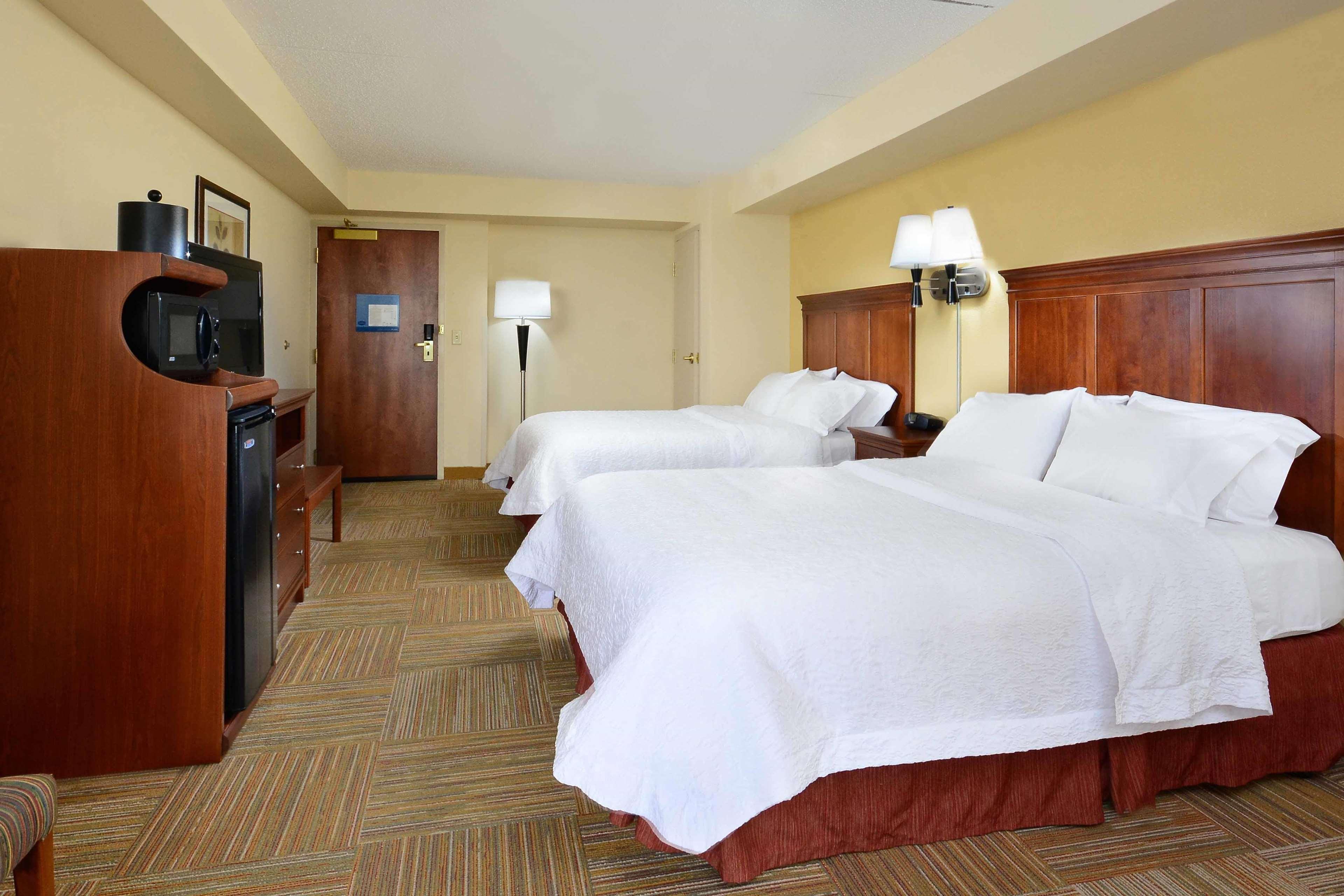 Hampton Inn Raleigh Capital Blvd North Ngoại thất bức ảnh