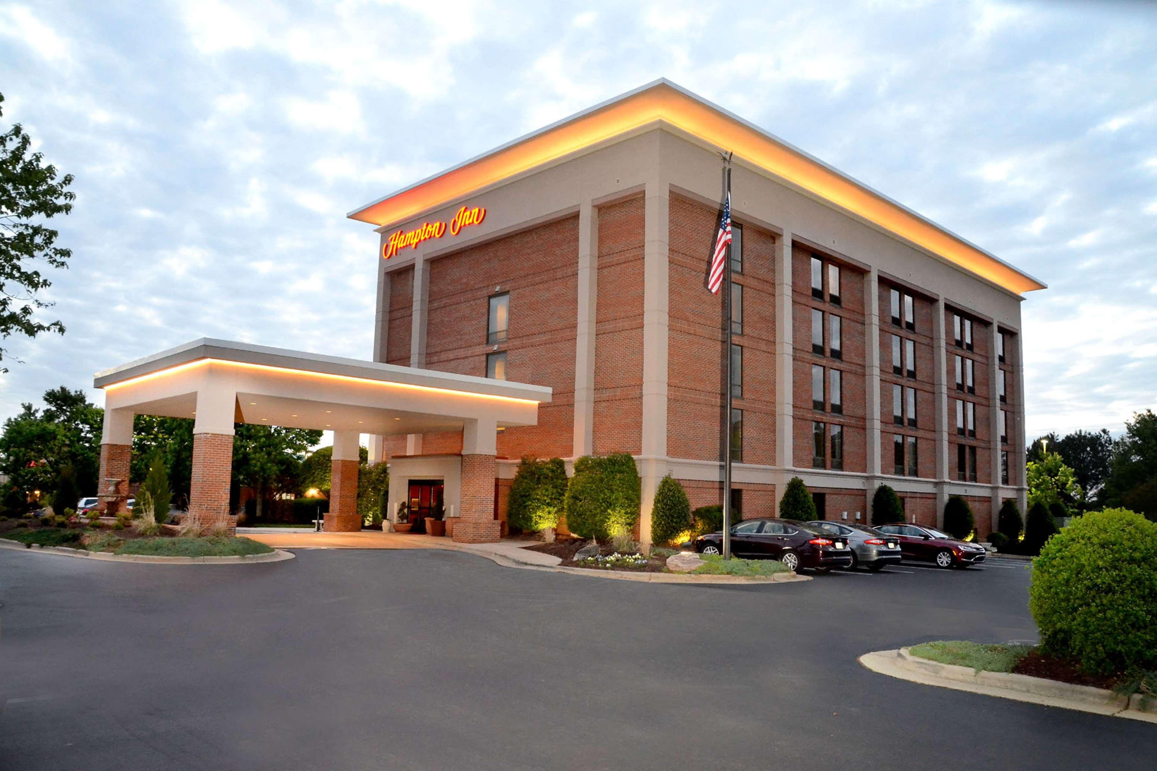 Hampton Inn Raleigh Capital Blvd North Ngoại thất bức ảnh