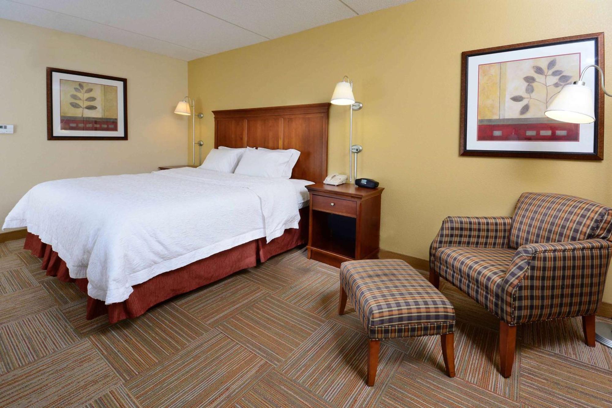 Hampton Inn Raleigh Capital Blvd North Ngoại thất bức ảnh
