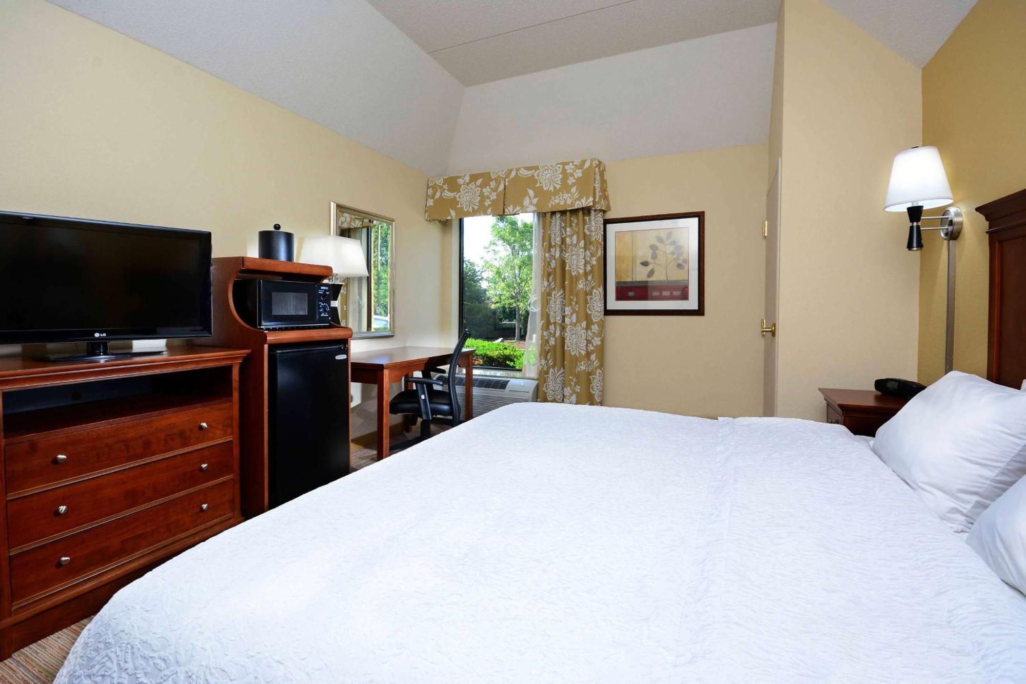 Hampton Inn Raleigh Capital Blvd North Ngoại thất bức ảnh
